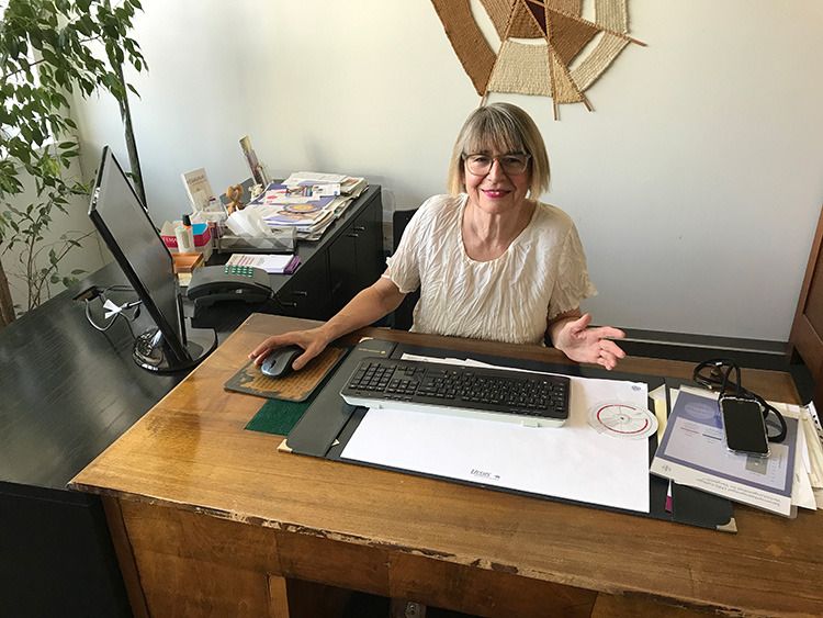 dr doris john gallery